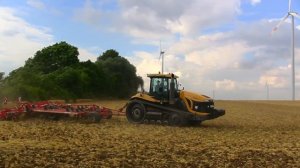 CAT Challenger MT875B mit Horsch Terrano 7FM