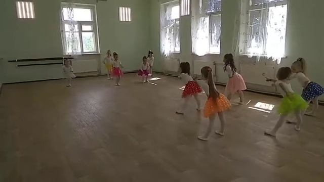 № 55  Хореографический ансамбль "Крымские Зори". Танец "Планета детства". Дебют