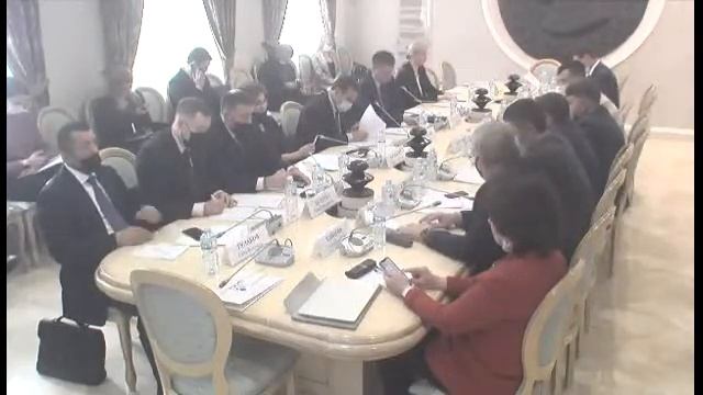 Круглый стол: «Об общественном контроле порядка подготовки водителей транспортных средств» смотреть онлайн