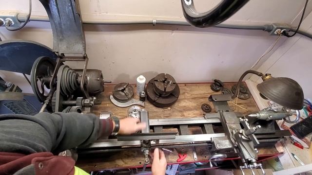 Токарный станок для работы по металлу и дереву. смотреть онлайн