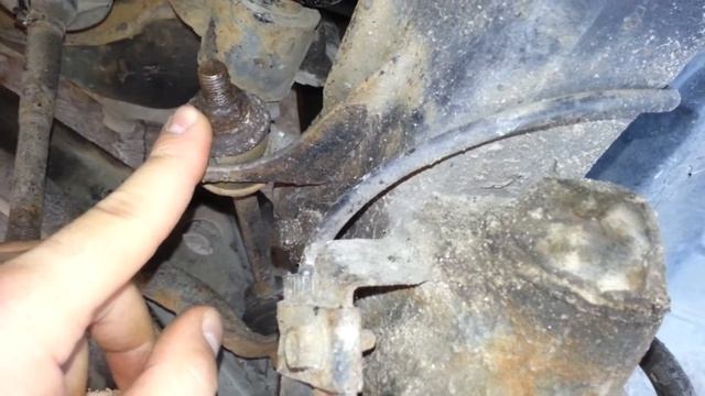 Как заменить тягу стабилизатора. Nissan Primera p11 смотреть онлайн