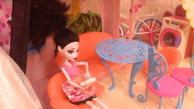 Стопмоушен: ОБЫЧНЫЙ УДИН ДРАКУЛАУРЫ И КЛОДИН !! смотреть онлайн