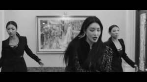 청하 (CHUNG HA) - "벌써 12시" (Gotta Go) Music Video