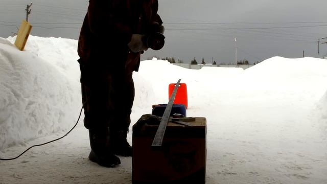 Мотобуксировщик своими руками.Ч-2.Установка редуктора на Лифан. Изготовление элементов рамы букса. смотреть онлайн