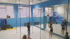Pole dance Дети разминка