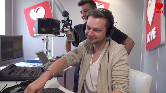 Мечты Никиты из уст Влада, MBAND в шоу Утро на Лавке смотреть онлайн