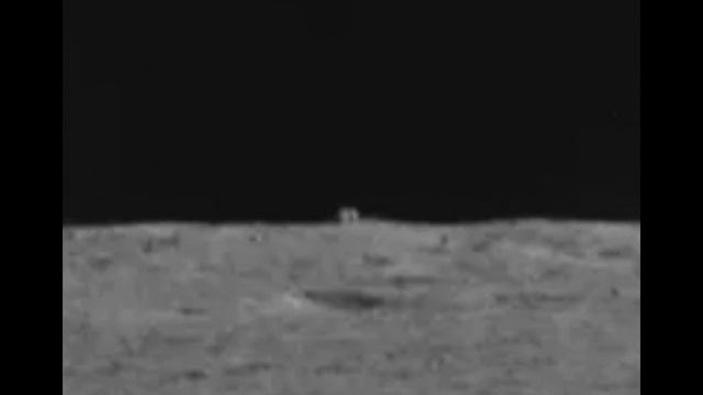 Китайский луноход ровер обнаружил загадочный куб на обратной стороне Луны смотреть онлайн