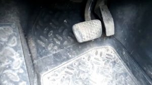 Конфликтная соседка. Замена накладки на педаль тормоза Opel ))