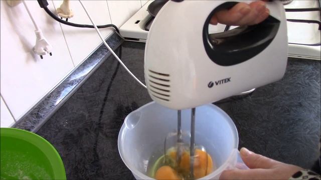 Солнечные блинчики с кукурузной мукой. Как приготовить тонкие блинчики с дырочками.