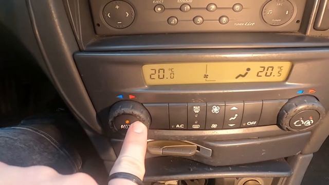 How to Enable or Disable Auto Airflow in Renault Laguna II (2001 – 2007) - Use Auto Climate Control смотреть онлайн