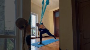 Урок йоги в гамаке  - Молодость позвоночника | Урок Аэройоги | Урок воздушной йоги