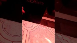 Как правильно наклеить переводные наклейки)