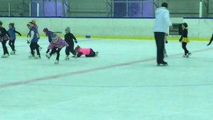 Фигурное катание, первые шаги. Милана 4 года, на тренировках в ШФК Династия