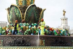 Фонтан "Каменный цветок" на ВДНХ подготовили к лету / Город новостей на ТВЦ