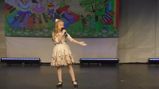 Тюренкова Вероника.Фестиваль "Праздник детства".Театр "Город"10.11.18 смотреть онлайн