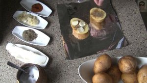 Картошка с салом и чесноком в фольге в духовке, очень вкусно Особый вкус и простейшее приготовление