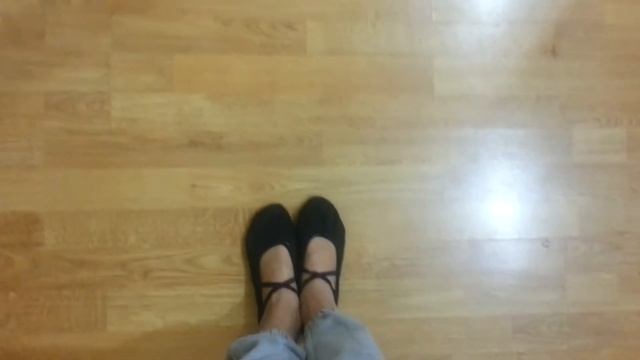 Танцевальные позиции. Урок 1. смотреть онлайн