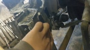 Ремонт автомобиля на стапеле