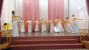 Хореографический коллектив "Веснушки" МБОУ ДО "ЦДО"-"Школьный вальс",Рук.:Суворова Лариса Васильевн