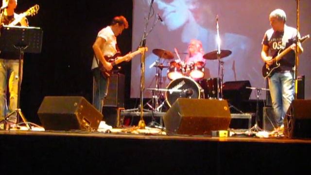 DHANI FERRON- JAVIER MALOSETTI- LITO EPUMER- RODOLFO GARCIA IRIS смотреть онлайн