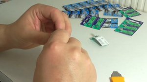 Casio LTP-1241 – и тут меняем батарейку с тисками