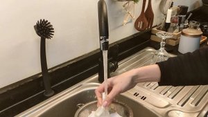 Натуральный кокосовый скраб для тела своими руками за 5 минут в домашних условиях.