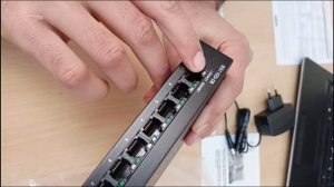Cisco Switch SG110D-08 Unboxing in Urdu/Hindi