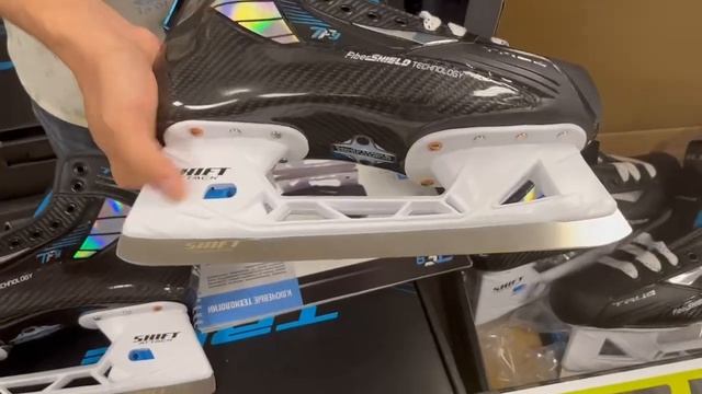 Обзор вратарских коньков TF9 смотреть онлайн