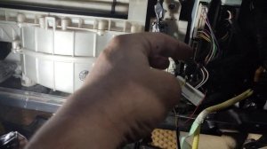 LEXUS LS 460 Tesla.  Подключение штатной камеры