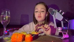 АСМР РОЛЛЫ ☺️? / итинг / asmr ?