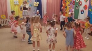 Танец козлят в младшей группе