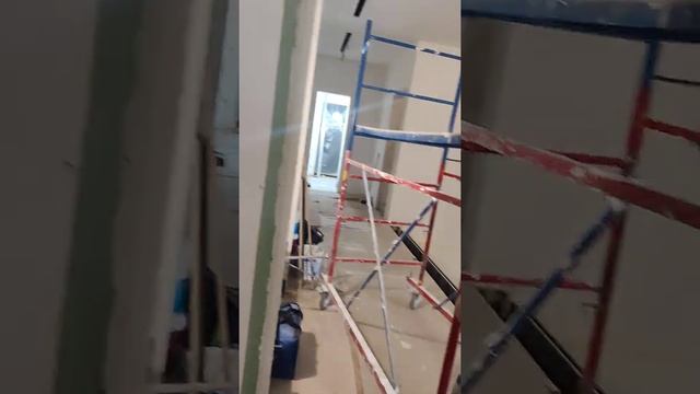 Клеим уголог Strait flex на CE 78 серая крышка. смотреть онлайн