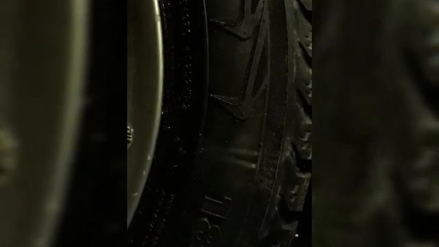 Как заклеить боковой порез колеса!!!
