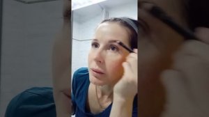 Карандаш для бровей  Faberlic Glam Outfit.