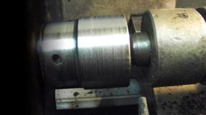 Сальник колен вала для ЗМЗ 402 .