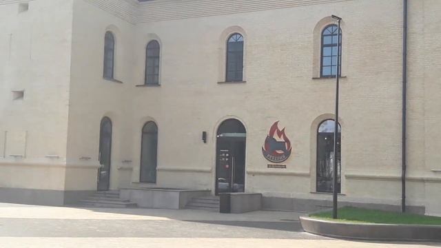 Метро Арсенальная, и Киевская крепость смотреть онлайн