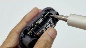 Sony TWS Earbuds - Case Disassembly (WF-C500)