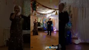 Снежинки на ресницах таяли