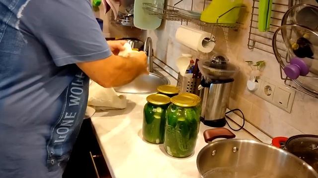 Огурчики консервируем.Машинка "Виктория №1" автомат смотреть онлайн