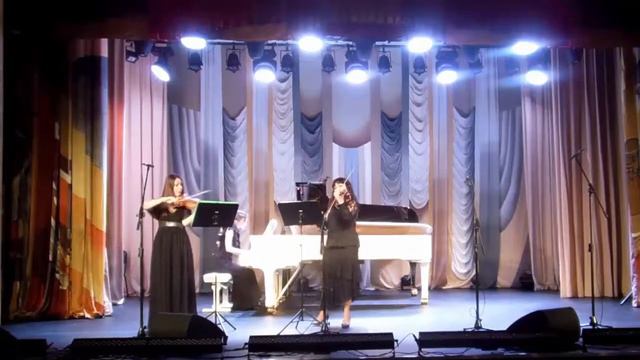 Елесина Ляйсан ( скрипка) Абдрахманова Галия (скрипка)      И. С. Бах "Концерт" I часть. смотреть онлайн