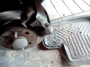 Замена лампы ПТФ калина. Техника безопасности..