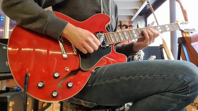 Gibson ES-345 Sixties Cherry - Quick Test смотреть онлайн