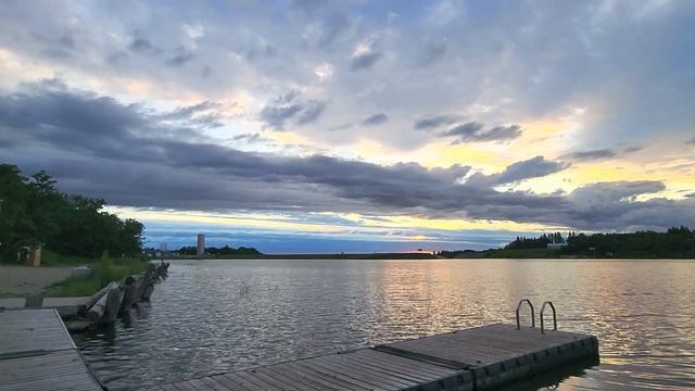 Beach Sunrise Tuesday June 28th Morden Manitoba смотреть онлайн