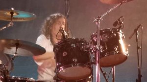 Roger Taylor - Rock It (Prime Jive) with Tyler Warren (Live at Manchester Academy, 03 October 2021)