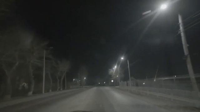 Что-то похожее на метеорит упало в городе Екатеринбург. А почему такой маленький метеорит?