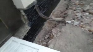 Гидроизоляция и утепление части фундамента и цоколя