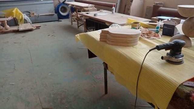 Необычные столы. Продолжаем переезд в новую мастерскую. смотреть онлайн