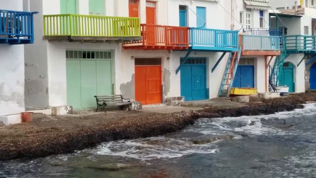 I GARAGE (σύρματα) delle barche a Klima смотреть онлайн