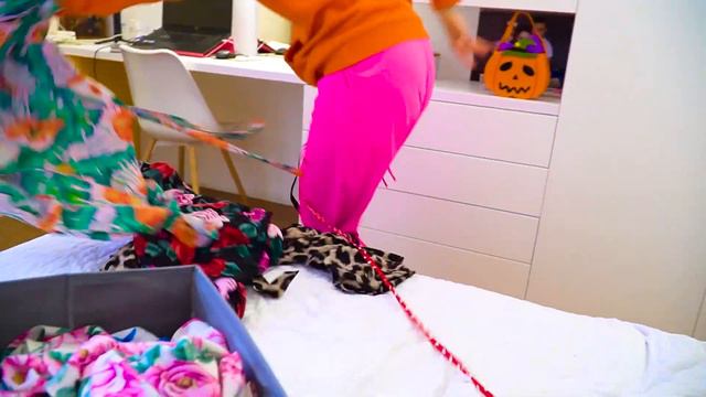 Настя и Марго МАМА как маленькая Мама малышка смотреть онлайн