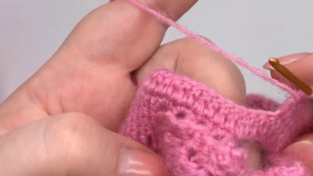 Часть 4. Вяжем складки. Мастер-класс Пальто с капюшоном для куклы Паола Рейна 32 см | Crochet coat смотреть онлайн